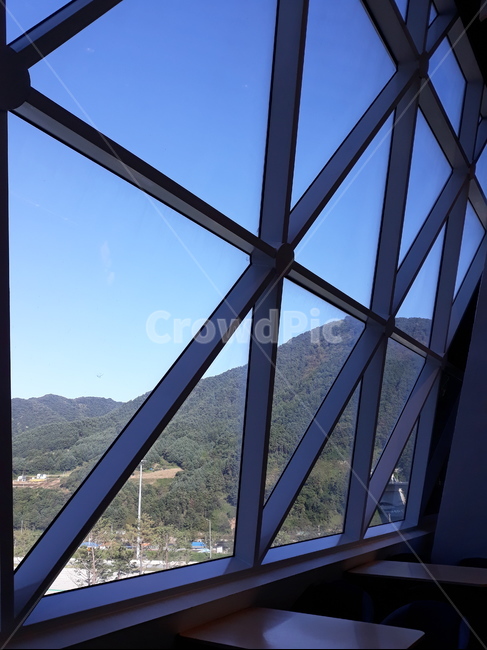 내린천휴게소,expresswayrestarea,창,창밖풍경,하늘
