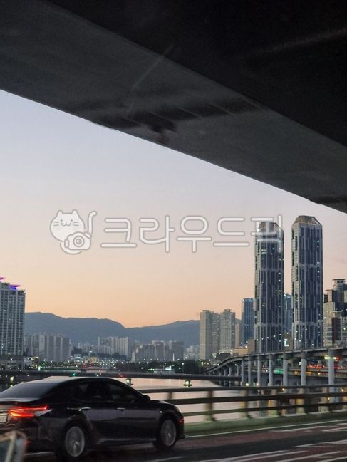 city,building,vehicle,urban,road,car,busan,cityscape