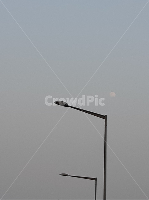 전봇대,흐린날,흐림,쓸쓸한,쓸쓸함,고요함,고요한,감성,감성사진,비오는날,우중충,우중충한,축축한