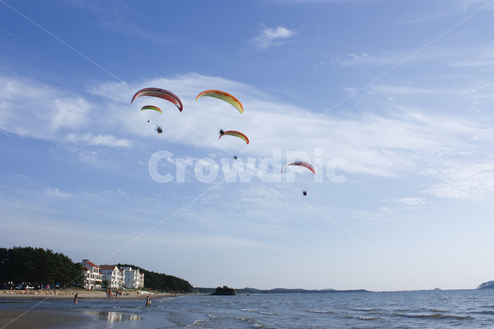 패러글라이더,하늘,스포츠,레져,레저활동,leisureactivities,모험,adventure,단체,sea,바다,여행,휴가,traveling,vacation,trip,스포츠,레저,운동,sports,leisure,exercise