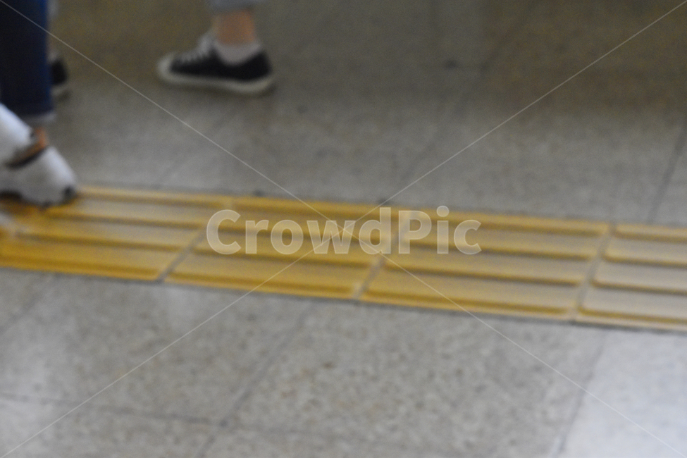 지하철,발들,바닥,발걸음,복도,subway,feet,wall,bottom,hallway