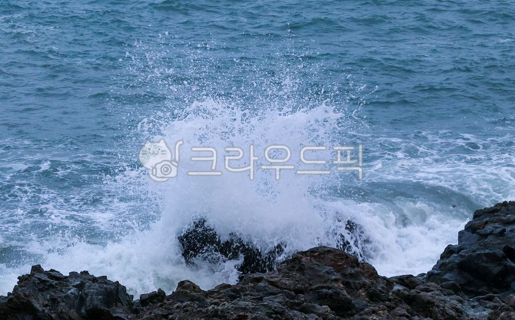 tide,ocean,nature,waves crashing against stones,rough waves
