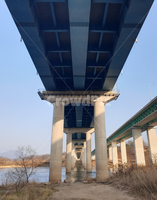 다리,교각,강,브릿지,pier,bridge,river,outdoor,sky,하늘