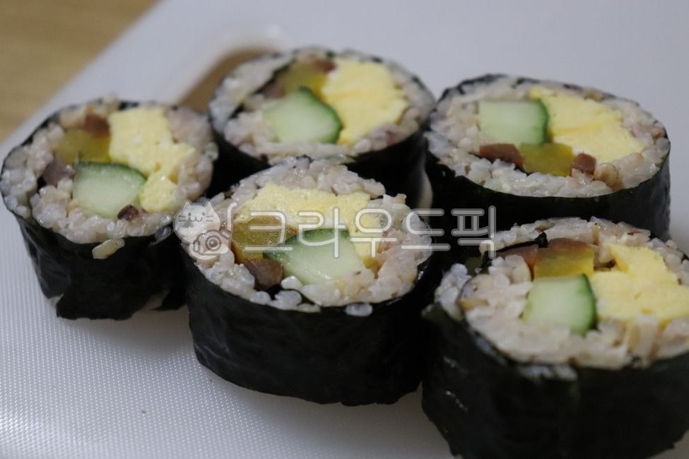 김밥,집김밥,김밥싸기,스팸김밥,한식,한국음식,음식,나들이,식사,요리,저염김밥,저염김밥단면
