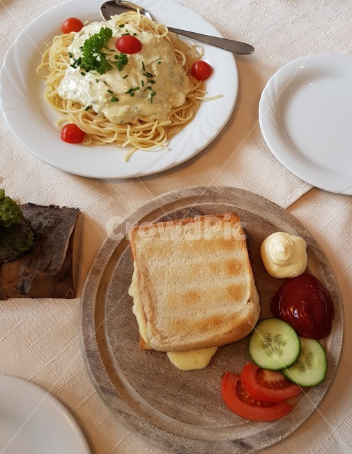 체코음식,샌드위치,맛집,소스,유럽문화음식,참치,토마토,계란,해피,맛남,음식,식재료,요리,food,cook,meal,dishes,food reserves
