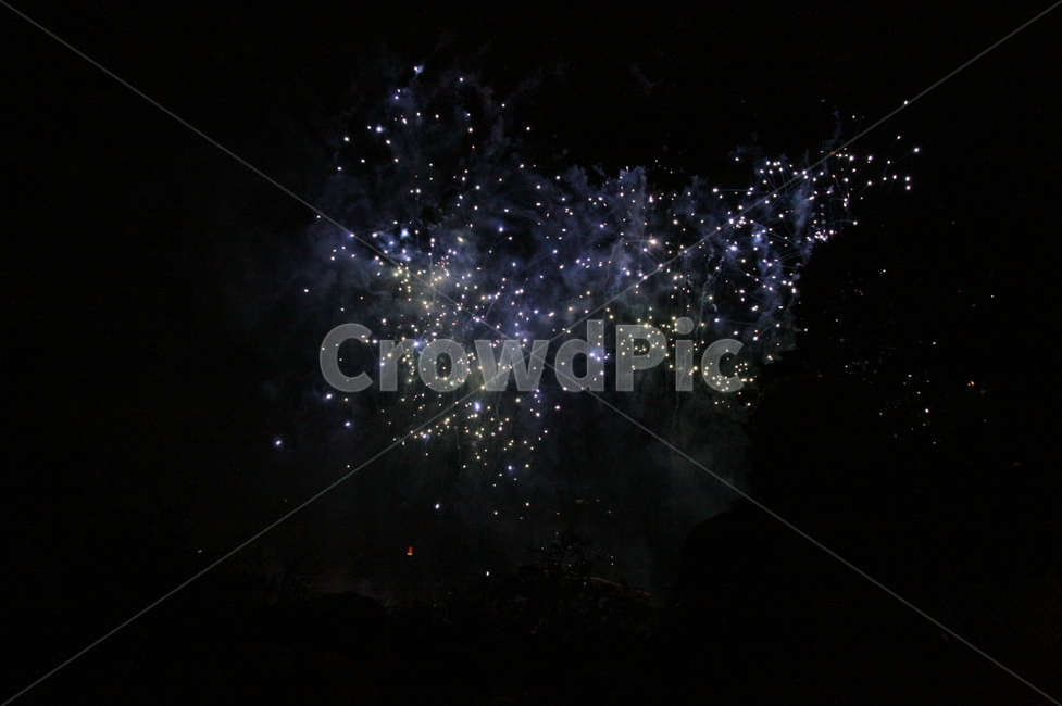 폭죽,축제,실베스터,폭죽놀이,폭죽축제,독일,프랑크푸르트,야경,밤,풍경,nightscape,night,landscape,축제,행사,festival,carnival,event,nature,자연,outdoors,옥외