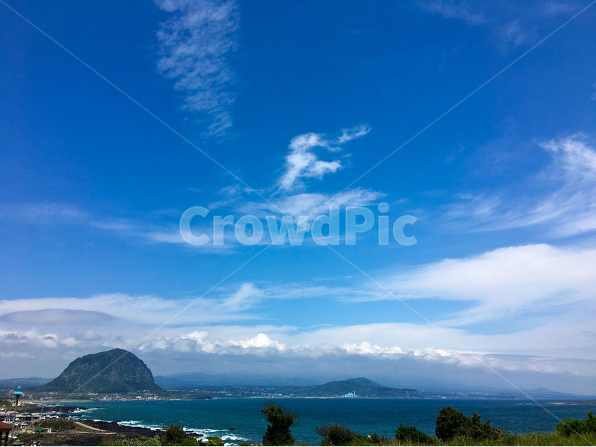 제주,산방산,바다,하늘,풍경,해변,산,구름,제주도,경치,전경,절경,바닷가,섬,한국,대한민국,파라다이스,낙원,자연,파도,봄,여름,휴식,휴양지,물,블루,파란색,푸른색,파랑,해안,해안가,배경,바탕,백그라운드,나무,야외,jejuisland,sea,beach,summer,spring,ocean,mountain,seascape,landscape,jeju,island,korea,panorama,paradise,natural,nature,wave,tree,resort,view,water,sky,blue,cloud,clouds,coast,beautiful,beauty,asia,awesome,background,outdoor,scenic,자연,풍경,nature,landscape,제주도,jeju,jeju island,outdoors,옥외,land,땅,shoreline,해안선,대양
