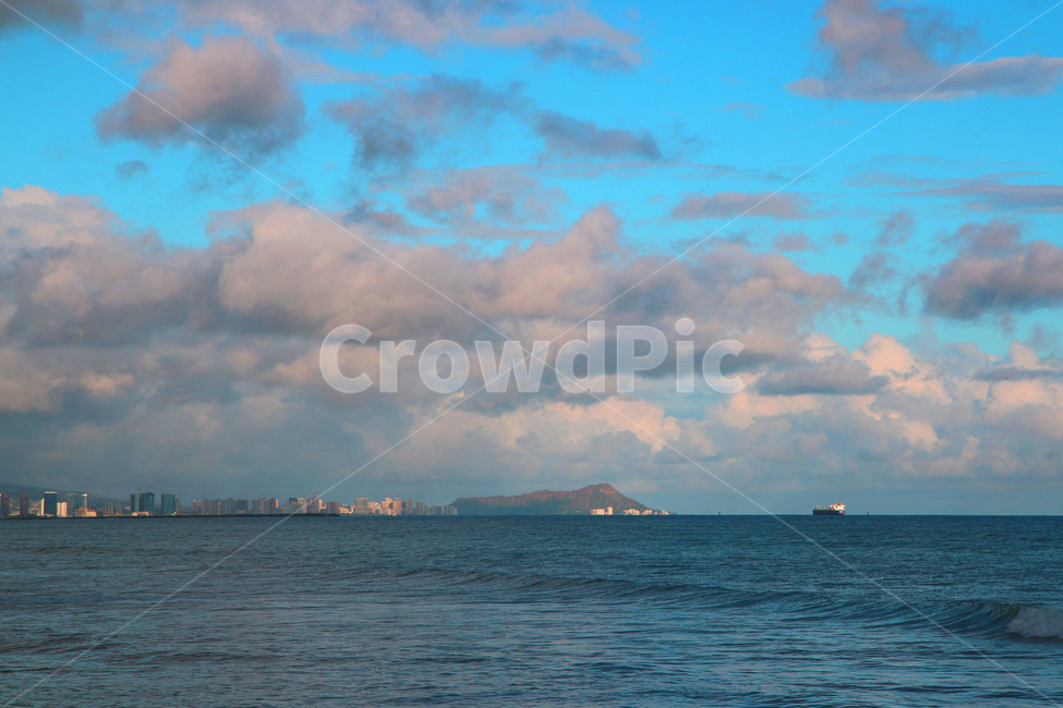 land,자연,outdoors,옥외,sea,바다,water,물,shoreline,해안선,구름,파도,cloud,sky,하늘,푸른하늘