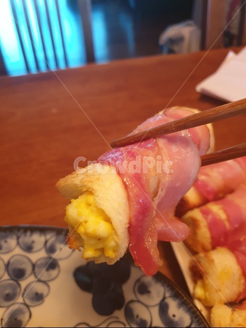 계란,맛있는,베이컨,롤,식빵말이,칼로리,푸짐한,군침도는,요리,delicious,food,cooking