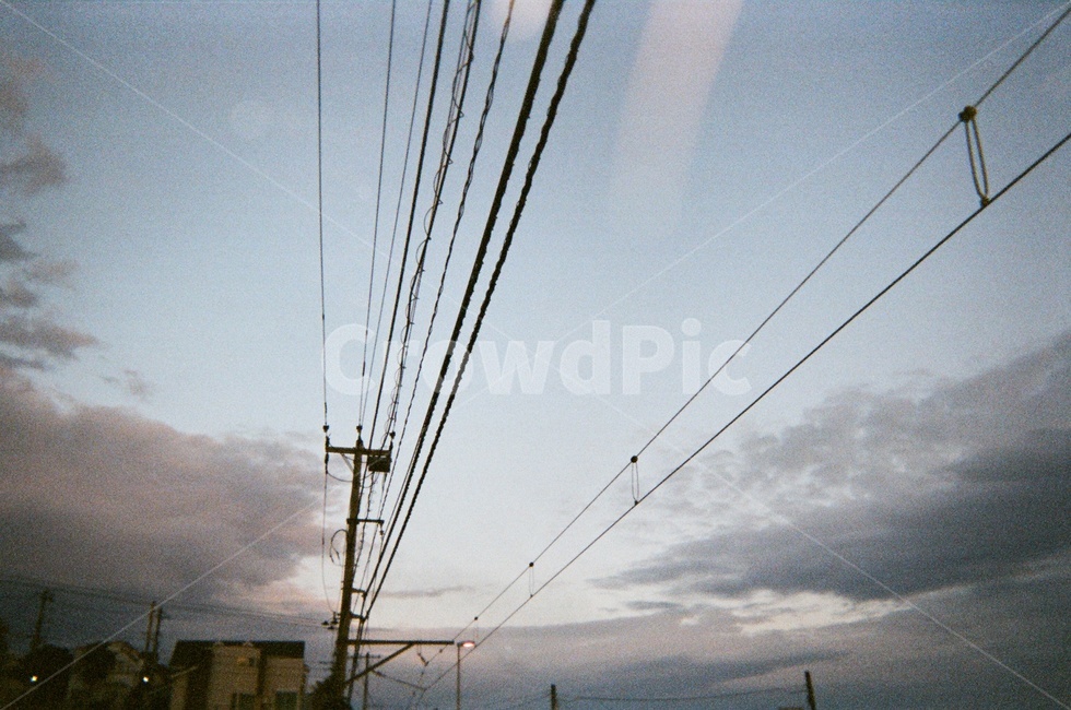 전깃줄,전선,구도,감성,먹구름,하늘,해질녘,전선줄,일몰,일본,도쿄,필름카메라,sunset,filmcamera,japan,배경,sky