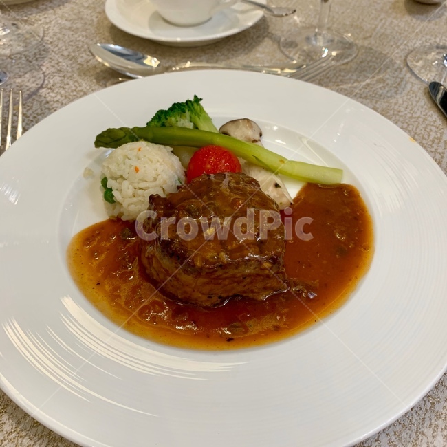 레스토랑,음식,restaurant,food,메인요리,스테이크,steak,메인디쉬,음식,식재료,요리,food,cook,meal,dishes,food reserves