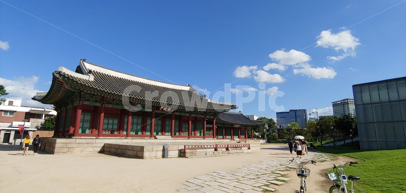 architecture,건축물,building,건물,human,인간,person,사람,한국,한옥,한국길거리