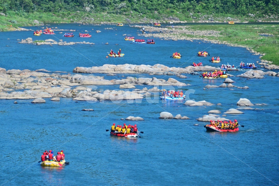 boat,watercraft,선박,leisureactivities,레저활동,adventure,모험,human,인간,person,사람,경남,산청,레프팅,산청레프팅,복장,노,보트,구명조끼,헬멧,팀,팀워크,여름,계절,summer,season,사람들,대중,군중,other people,crowd,여행,휴가,traveling,vacation,trip,스포츠,레저,운동,sports,leisure,exercise