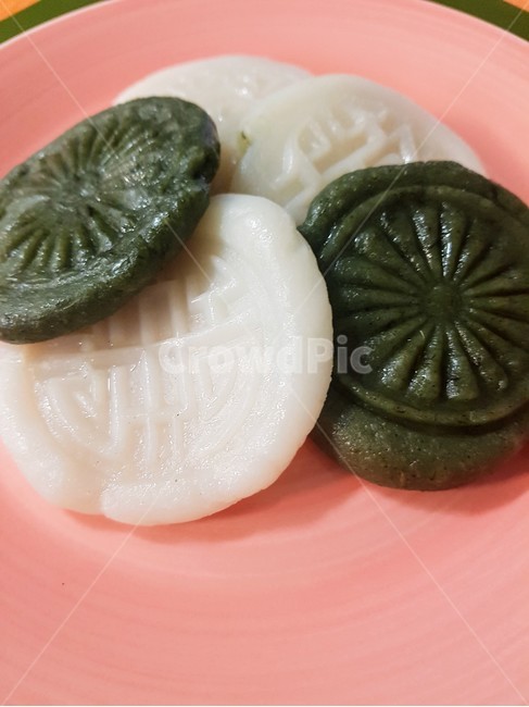 절편,떡,쑥떡,전통무늬,쌀,ricecake,traditionalpattern,명절,설날,추석,한국전통,한국문화,korean traditional,korean culture,음식,식재료,요리,food,cook,meal,dishes,food reserves,한식,한국음식,한국요리,korean food,korean dishes,korean meal,korean cook,디저트,간식,후식,dessert,snack