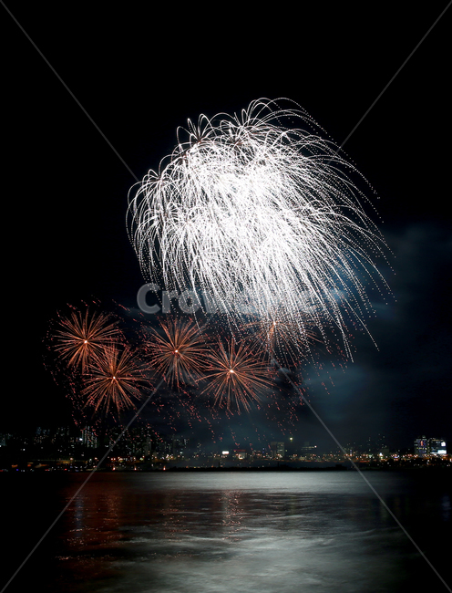 불꽃놀이,불꽃축제,여의도불꽃축제,세계불꽃축제,붉은색,야경,밤,풍경,nightscape,night,landscape,축제,행사,festival,carnival,event,nature,자연,outdoors,옥외