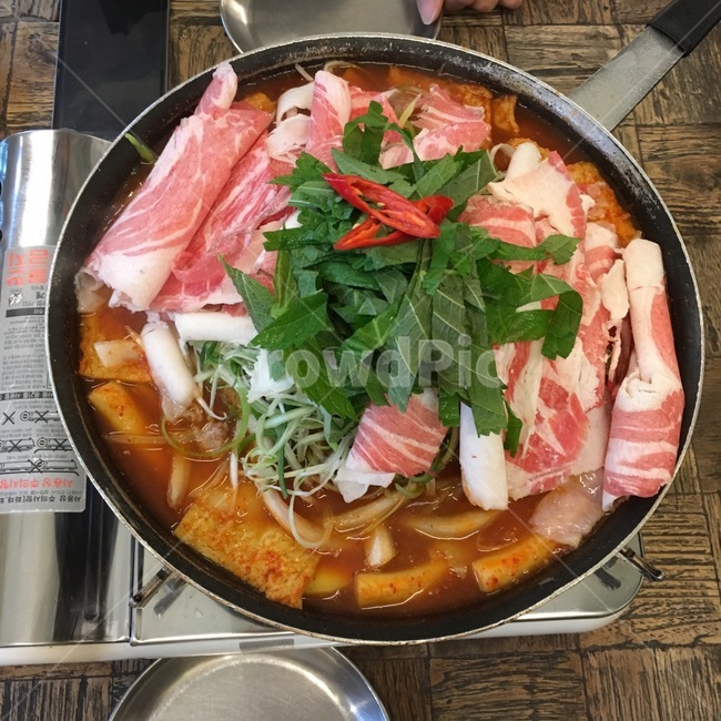 음식,떡볶이,즉석떡볶이,차돌박이,차돌박이떡볶이,분식