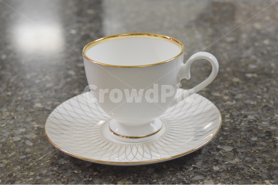 커피,카페,차,찻잔,coffee,coffeecup,휴식,pottery,도기류,saucer,받침접시