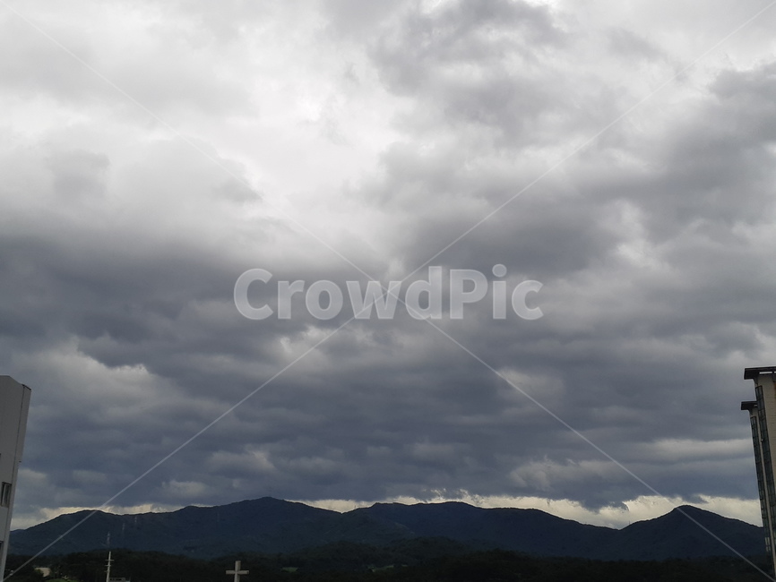구름,태풍,비구름,먹구름,비오는날,자연,풍경,nature,landscape,weather,날씨,cloud,outdoors,옥외,cumulus,적운,sky,하늘