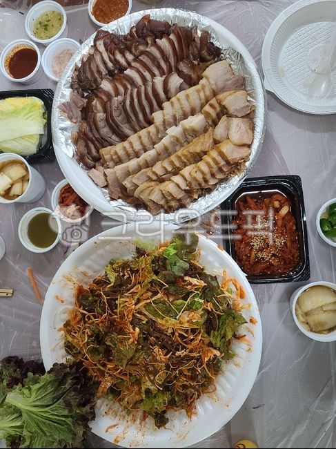 Drink snacks,Pork feet,Makguksu,Bossam,Midnight Snack,food