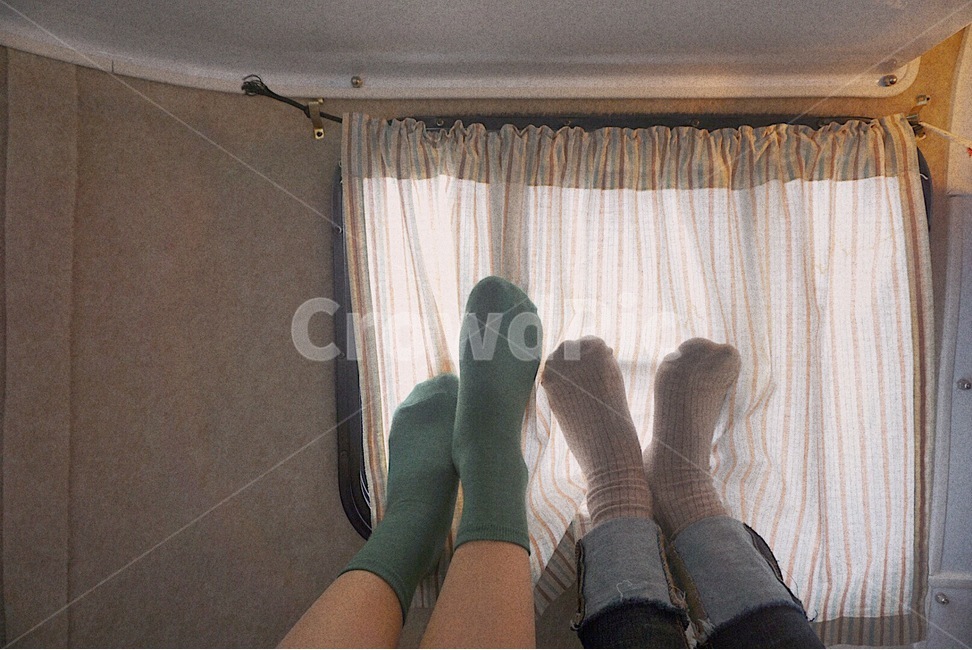 친구,여행,우정여행,발,양말,발사진,friend,travel,쉼,foot,감성사진,사람,인물,인간,human,person,신체일부,몸,body,친구,우정,friendship,companion,여행,휴가,traveling,vacation,trip,감성,sensible,feeling