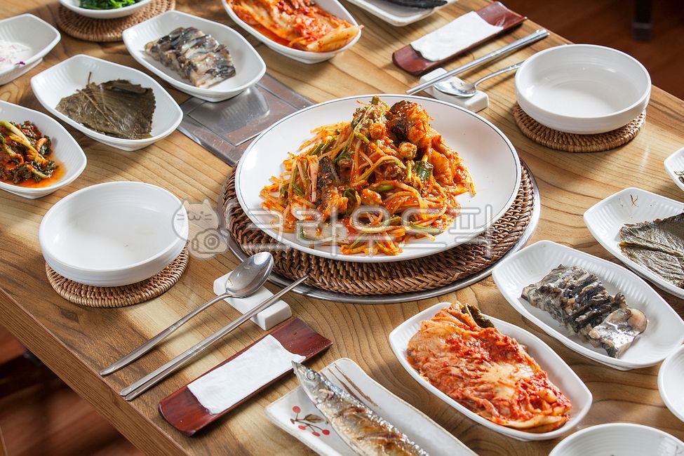 seafood,Bean sprouts,seasoned,food,meal,crotch,fish,Masan monkfish stew,Steamed Monkfish,Oh my,Seasoned seafood,cooking,Steamed monkfish,seafood dishes