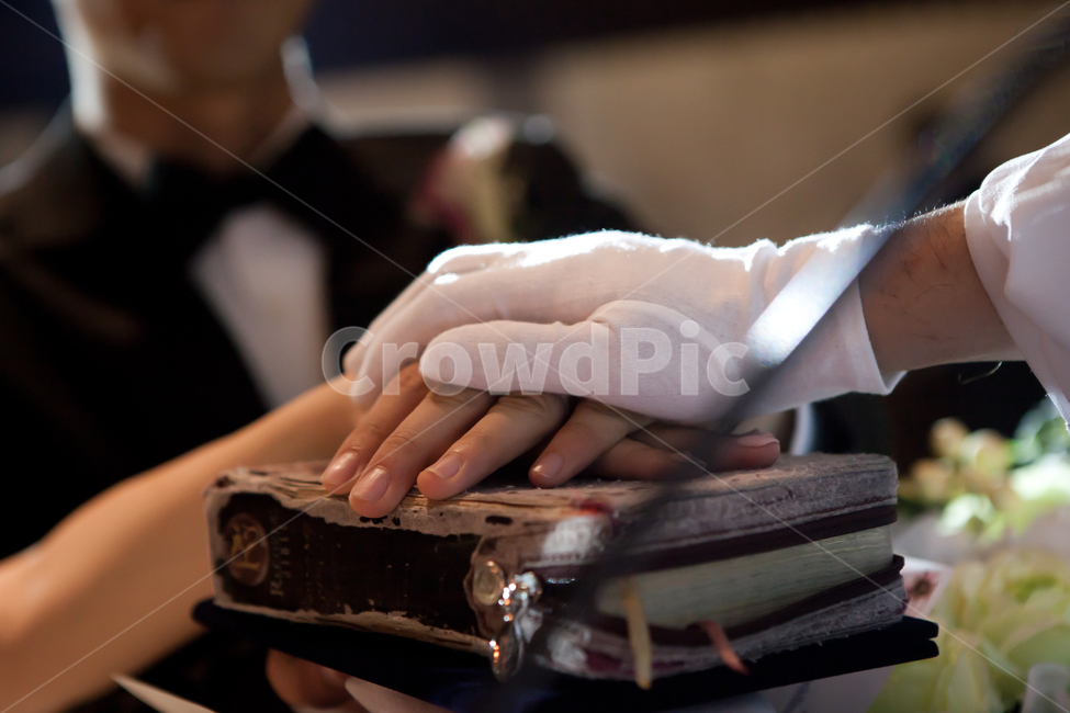 서약,약속,결혼서약,결혼식,wedding,주례,예배,사람,인물,인간,human,person,신체일부,몸,body,종교,신앙,religion,belief,faith