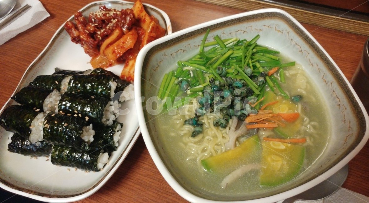 음식,food,충무김밥,다슬기라면,noodle,음식,식재료,요리,food,cook,meal,dishes,food reserves