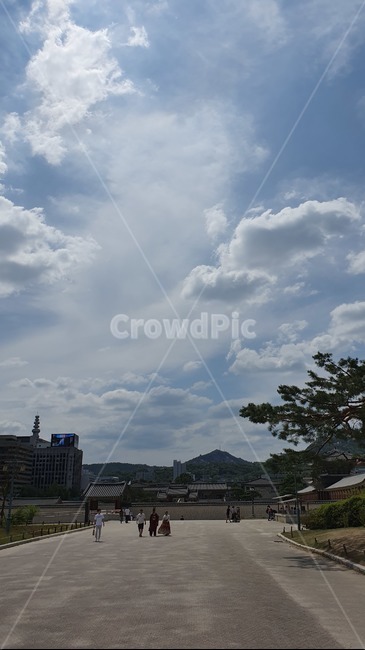 경복궁,서울,종로,구름,날씨,하늘,사람,sky,cloud,자연,한복,한국전통,한국풍경