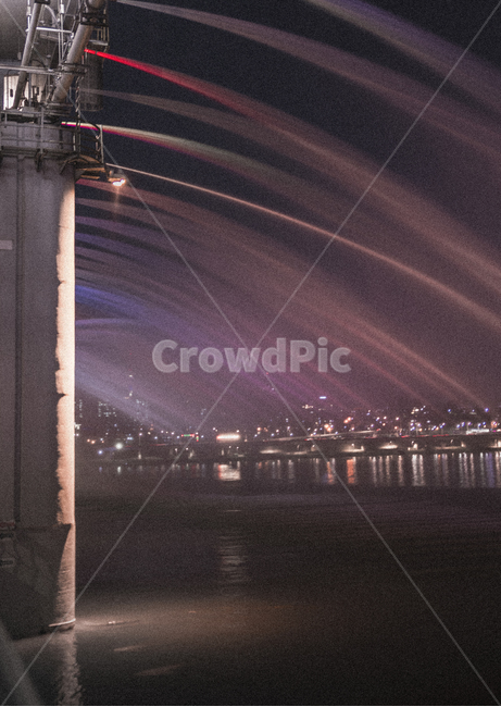 night view,Han Riverside,fountain,color,bright,scenery,Han River,Seoul,nightscape,Han River Bridge,moonlight square,Seoul night view,gorgeous ship,night,lighting,Banpo Bridge,seoul,rainbow,rainbow fountain,brighting,korea,hanriver,light,background,shining