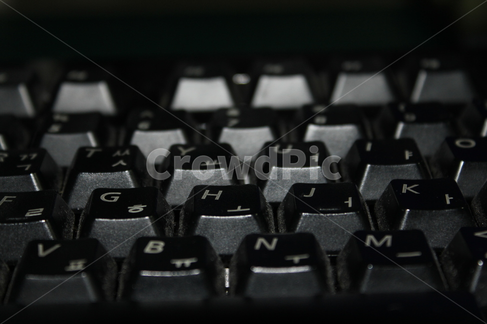 검정,자판,키보드,컴퓨터,감성,산업,industry,industrial,정보통신기술,전자기기,전자제품,it,information,technology,electronic equipment,비즈니스,사업,business,service,work