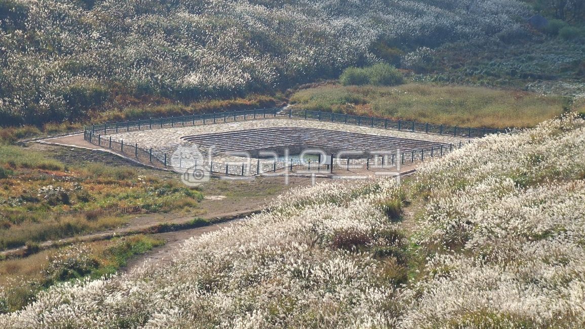 창녕조씨득성설화지,기념물제246호,경남,창녕,화왕산,창녕조씨,昌寧,曺氏,시조,조계룡,용지,진평왕,한림학사,이광옥,예향,記念物,昌寧曺氏,得姓,說話址,monument,pond,연못,기념물,제246호,246