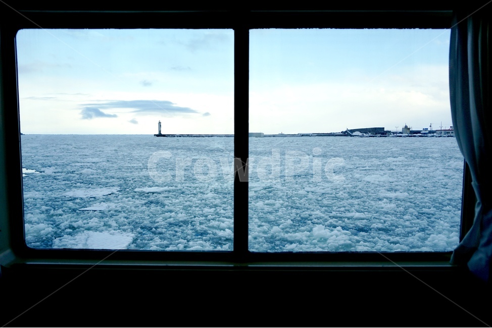 겨울,유빙,창밖,얼음,오호츠크해,겨울,계절,winter,season,등대,lighthouse,window,창문