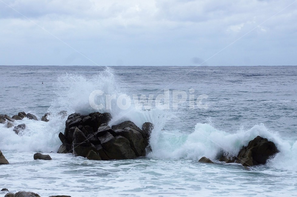 바다,파도,자연,nature,구름,바위,감성,수평선,자연,풍경,nature,landscape,outdoors,옥외,water,물,ocean,대양,sea,sea waves