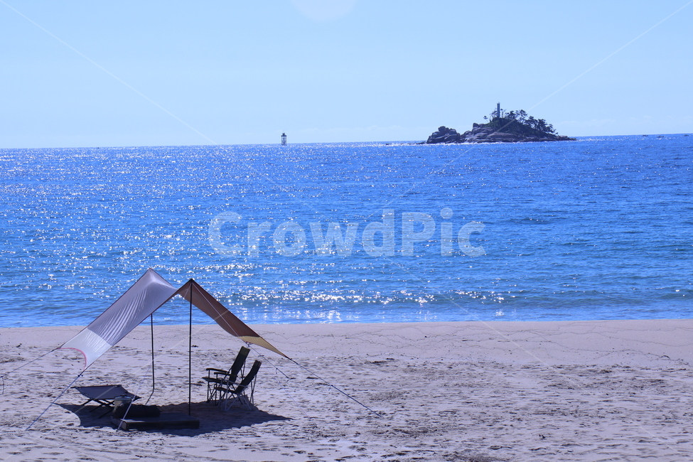푸른,하늘,바다,섬,등대,타프,의자,캠핑,해변,바다,beach,sea