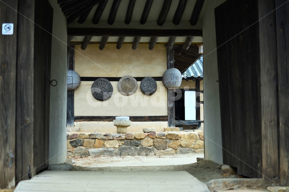 소쿠리,채반,맷돌,대문,고향집,문화,한국정서,한국전통,전통문화,한국전통,한국문화,korean traditional,korean culture