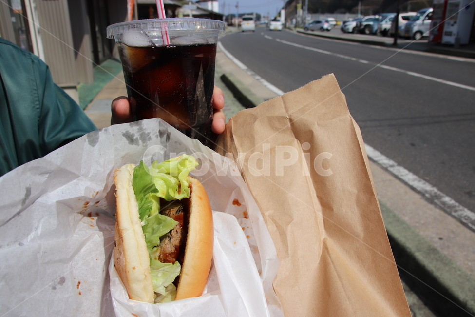햄버거,수제버거,콜라,간식,길거리음식,음식,식재료,요리,food,cook,meal,dishes,food reserves,빵,bread,양식,서양음식,서양요리,western food,western dishes,western meal,western cook,음료수,drink,beverage