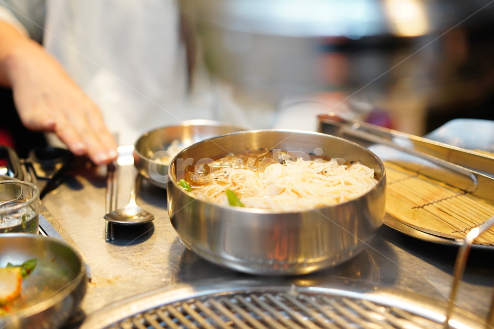 국수,면요리,면발,장아찌국수,후식,식사,사발,한식,먹방,음식,푸드,음식,식재료,요리,food,cook,meal,dishes,food reserves,면류,면요리,noodles,한식,한국음식,한국요리,korean food,korean dishes,korean meal,korean cook