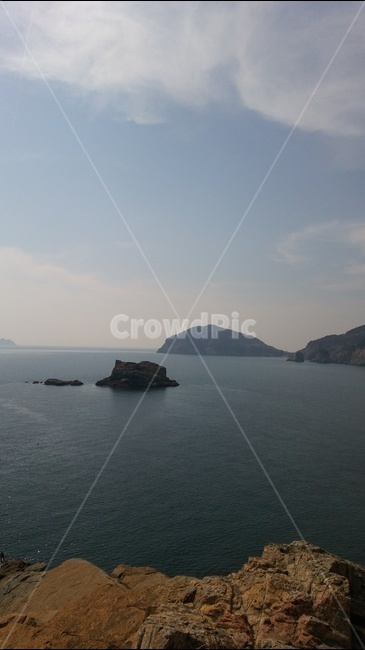 섬,바다,바위,하늘,무인도,자연,풍경,nature,landscape,outdoors,옥외,land,땅,shoreline,해안선,water,물,ocean,대양,sea,coast,연안