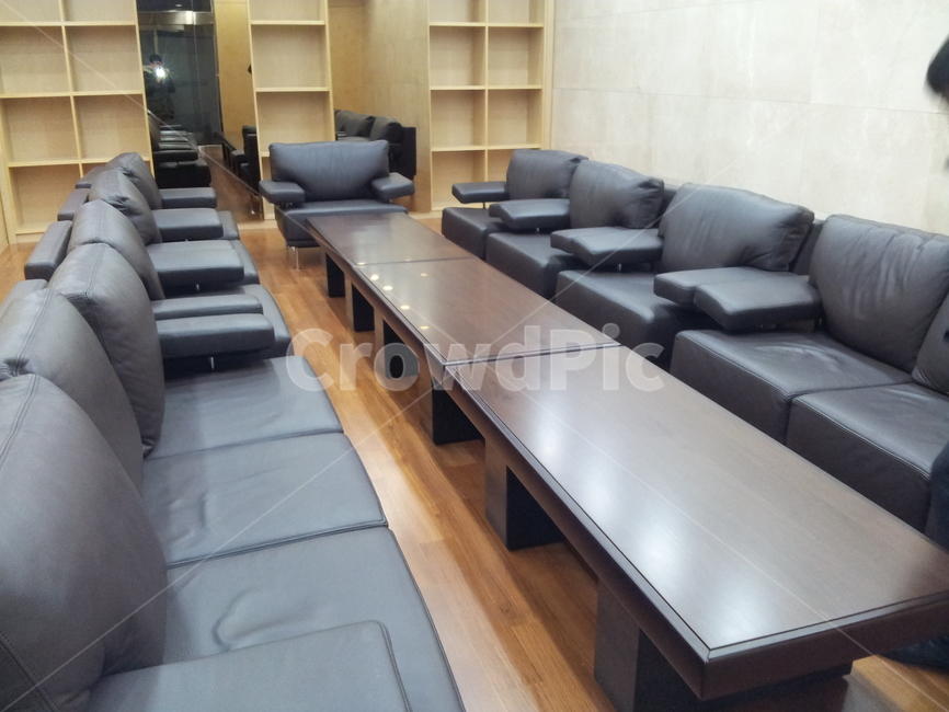 couch,방,대기실,회의실,가구