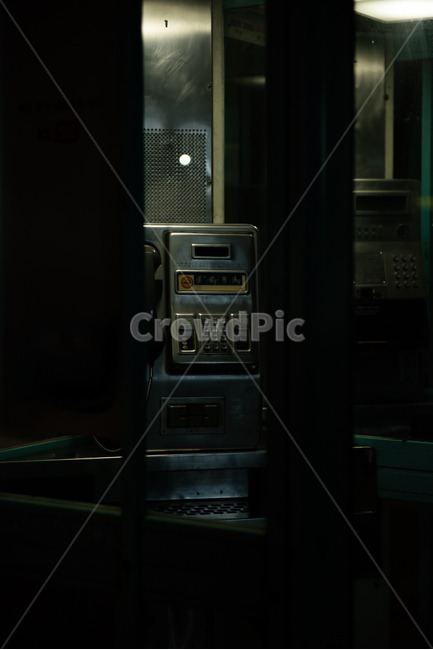 공중전화,전화,도시,차가움,밤,박스,연락,부스,수화기,apayphone,city,cold,night,box,contact,booth,telephone