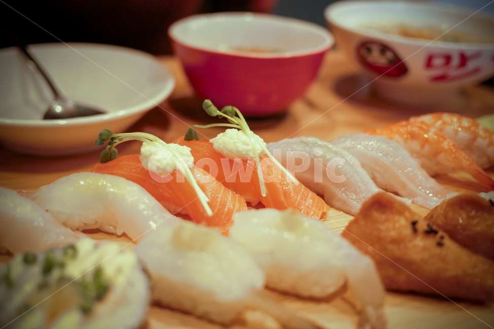 초밥,초밥세트,새우초밥,일식,음식,음식,식재료,요리,food,cook,meal,dishes,food reserves,일식,일본음식,일본요리,Japanese food,Japanese dishes,Japanese meal,Japanese cook