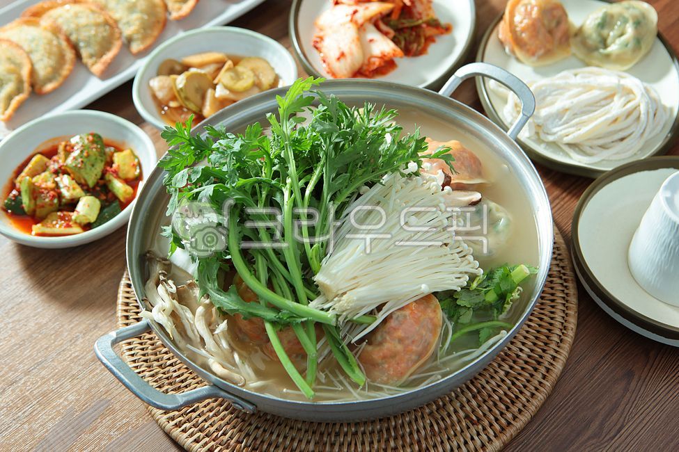 만두전골,전골,만두,김치만두,고기만두,야채만두,버섯,버섯전골,만두국,만두요리,수제만두,만두버섯전골,한국음식,한국전통음식,전통음식,먹방,맛집,먹거리,요리,음식,식사,김치만두전골,고기만두전골,탕,food,칼국수,오이,김치,음식,식재료,요리,food,cook,meal,dishes,food reserves