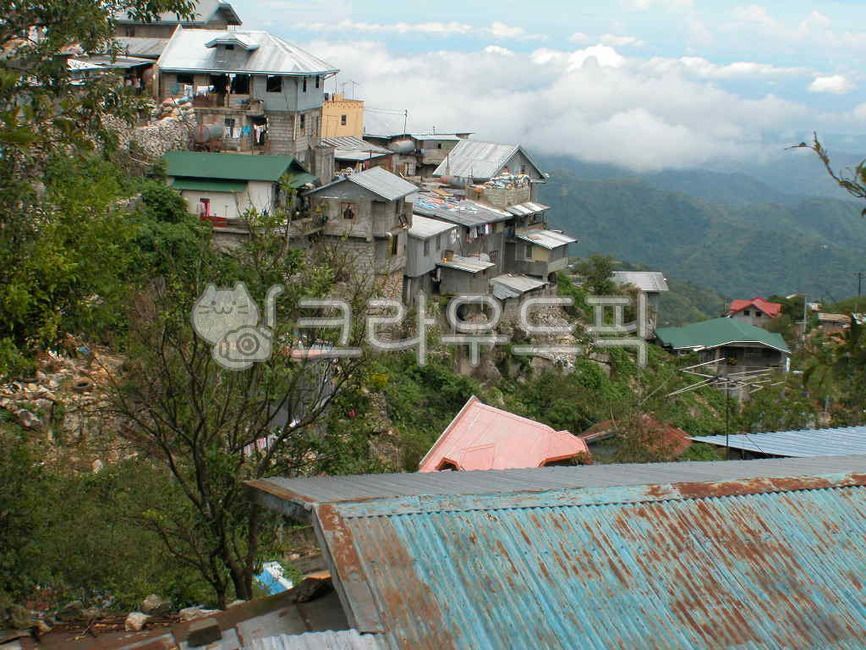 Garbage Village,baguio,slum,Baguio,dumping,dumpside,Philippines,ghetto,philippines,trash