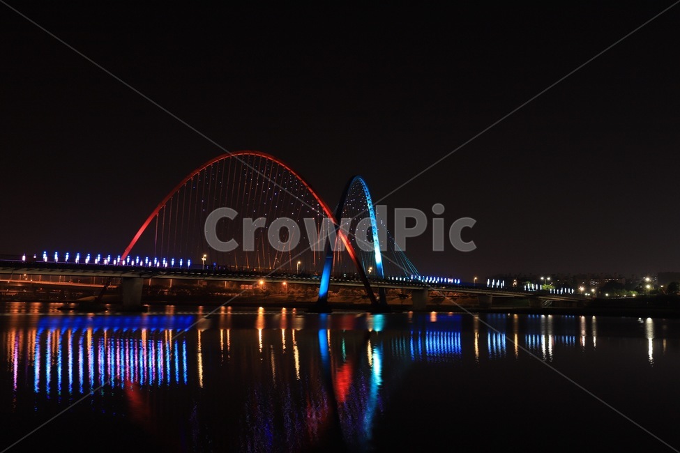 다리,강,조명,밤,분위기,반사,야경,밤,풍경,nightscape,night,landscape,건축물,건물외관,exterior,building,structure,architecture,construction,건물,bridge,arched,아치형,arch bridge,아치교,arch,아치