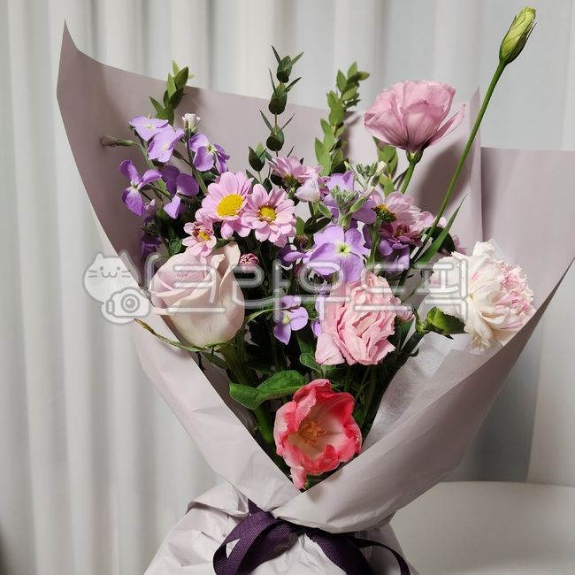 bouquet,flower arrangement,flowerbouquet,flower