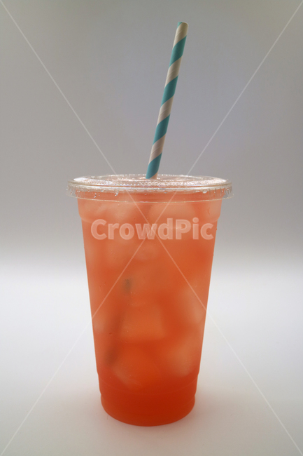 음료,음료수,주스,쥬스,얼음,시원한,갈증,음식,식품,drink,beverage,주황색,오브젝트,누끼,빨대,스트로우,테이크아웃,음료수,drink,beverage,누끼,remove background