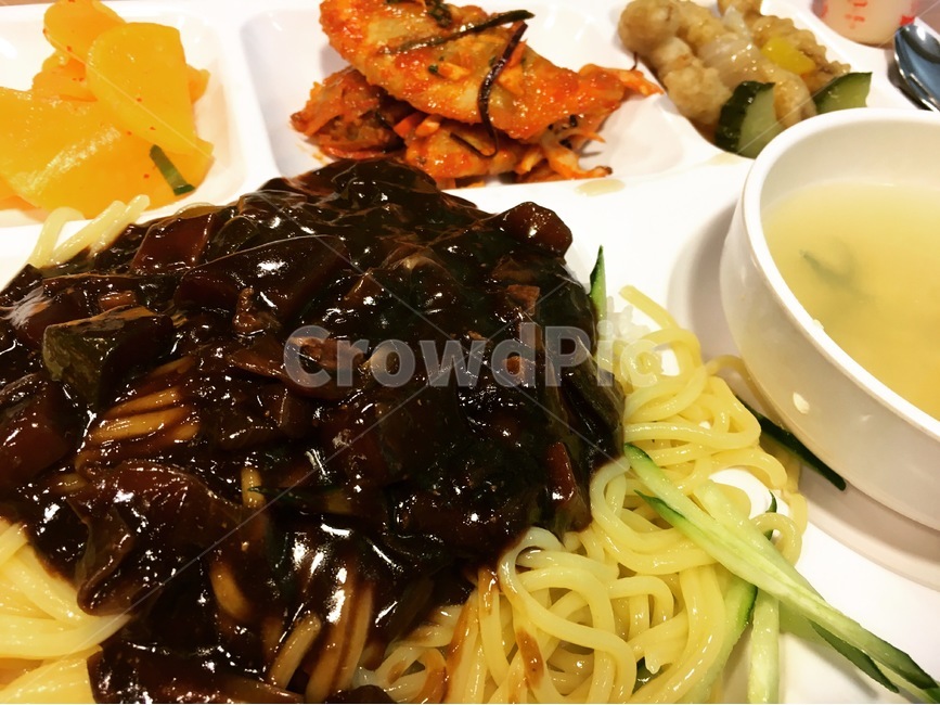 짜장면,자장면,구내식당,식사,중식,점심메뉴,한식,한국음식,음식,짜장,면,면요리,점심,점심식사,중화요리,중국음식,반찬,chinesefood,koreanfood,noodles,foods,meal,lunch,식판,음식,식재료,요리,food,cook,meal,dishes,food reserves,면류,면요리,noodles,중식,중국음식,중화요리,chinese food,chinese dishes,chinese meal,chinese cook