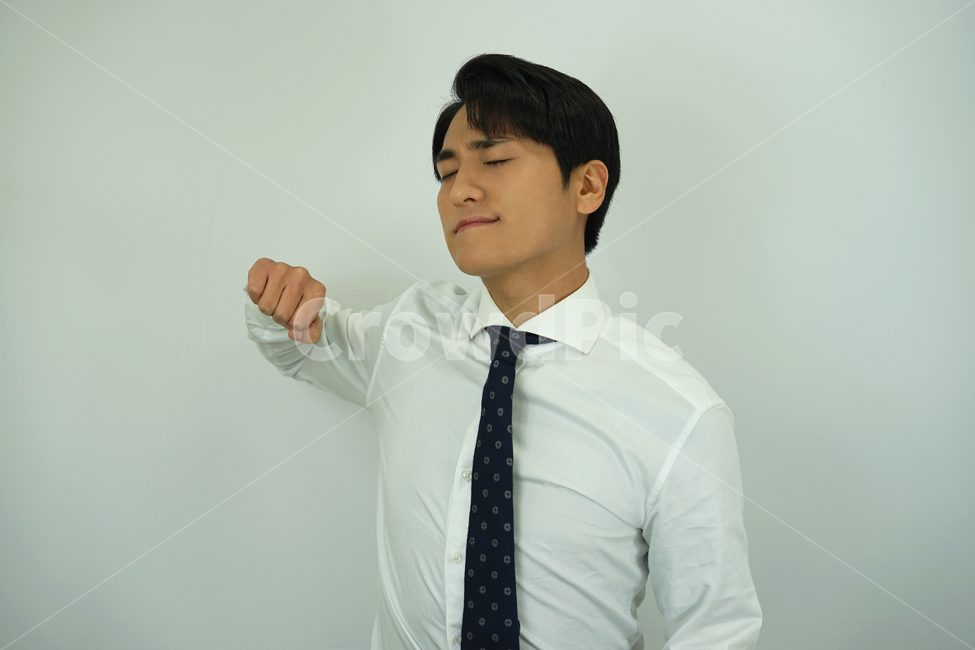 남성,남자,직장인,회사원,스트레칭,양복,정장,사람,인물,인간,human,person,남성,남자,man,male,건강,헬스웨어,헬스케어,healthware,health care,비즈니스,사업,business,service,work