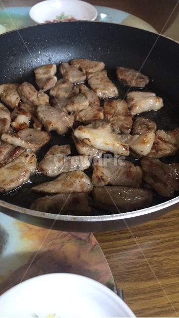 삼겹살,고기,저녁,야식,다이어트