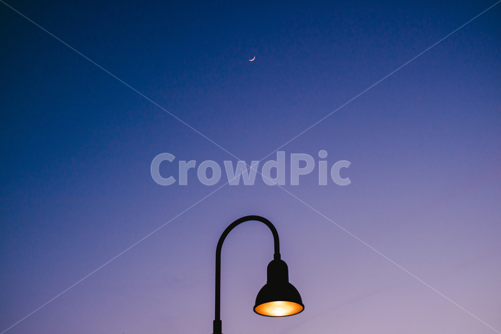 달,감성사진,가로등,초승달,노을,저녁,야경,밤,풍경,nightscape,night,landscape